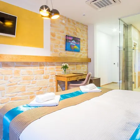 Bed & Breakfast Luksuzne Sobe Luce