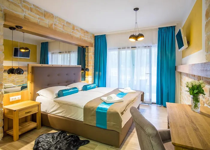 Luksuzne Sobe Luce Bed and Breakfast 4*